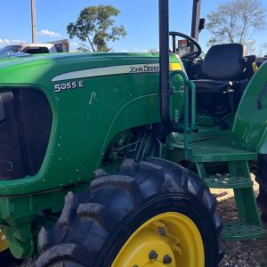 TRATOR AGRÍCOLA JD5055E