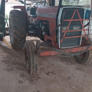 TRATOR AGRÍCOLA MF275