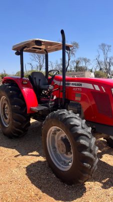 TRATOR AGRÍCOLA MF4275/17