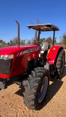 TRATOR AGRÍCOLA MF4275/18
