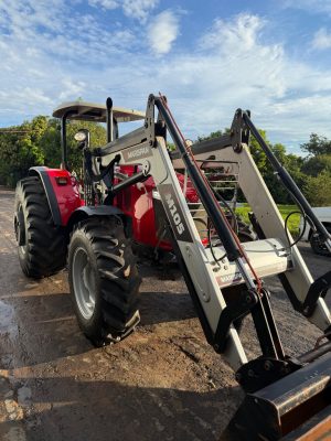TRATOR AGRÍCOLA MF6711