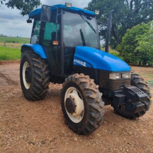 TRATOR AGRÍCOLA TL95