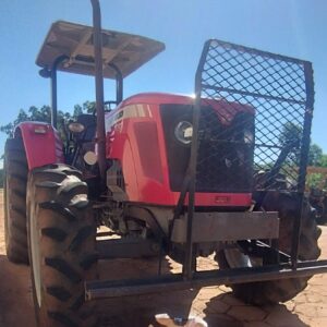 TRATOR AGRÍCOLA MF4283