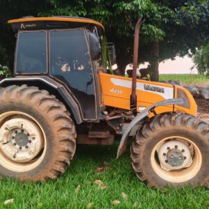 TRATOR AGRÍCOLA VALTRA A850